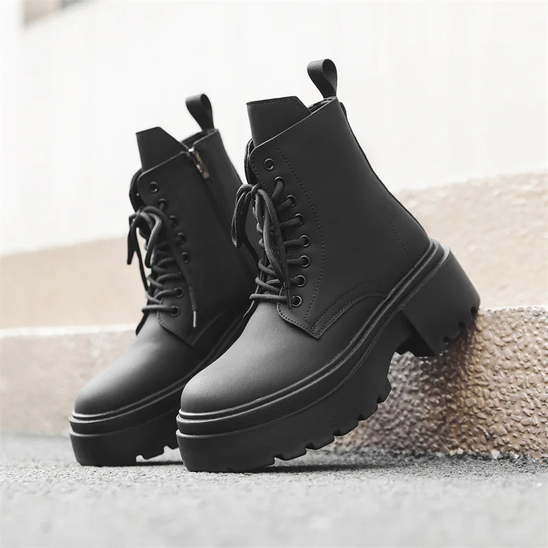 

Мужские роскошные модные ботинки на платформе в стиле панк, оригинальная кожаная обувь на шнуровке, ковбойские осенне-зимние ботинки, высокие мотоциклетные ботинки