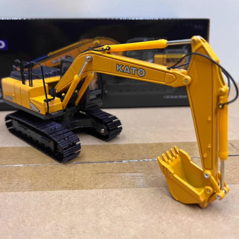 دييكاست 1:50 مقياس كاتو HD820-7 حفارة سبيكة الهندسة سيارة نموذج الانتهاء محاكاة جمع هدية لعبة عرض ثابت