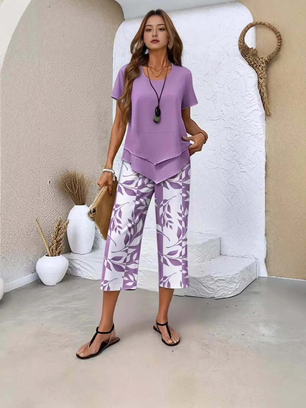 

Spring/Summer Floral Print Top and Pants Set Elegant Two-Piece Commuting Set for Women 2026 New Women T-shirt Top + Pants Suit