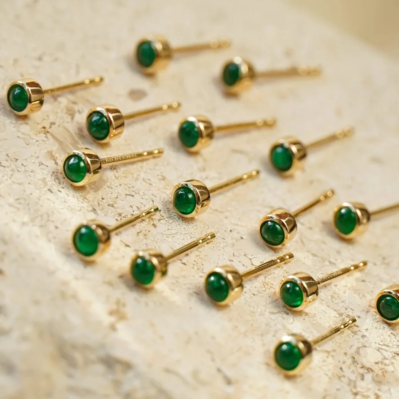

H&F 2023 Luxury Fine Jewelry 18K Solid Gold Drop Earrings with Emerald Stud AU585 14K Gold Unisex Fashion for Men and Women