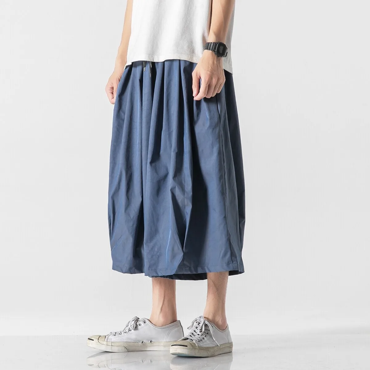 2025 Men Harajuku Wide Leg Pants Mens Chinese Style Loose Retro Eighteen-Length Bloomers Trouser Male Polyester Reflective Pants