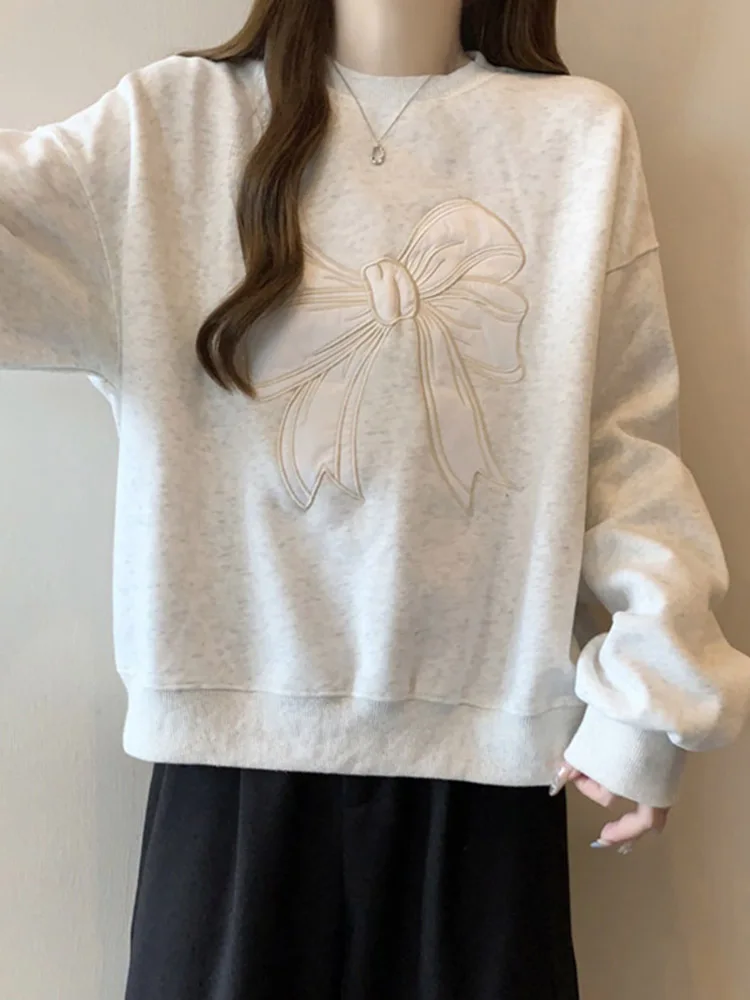 

Korean Sle Loose Women's Sweatirt with Embroidered Large Knot Spring New Faion Inner And Outer Wear Jaet