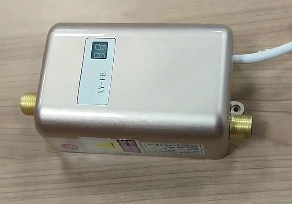 

​​3000W Electric Tankless Water Heater, LCD Digital Temperature Display for Instant Shower Heating, 220-240V 50Hz​​