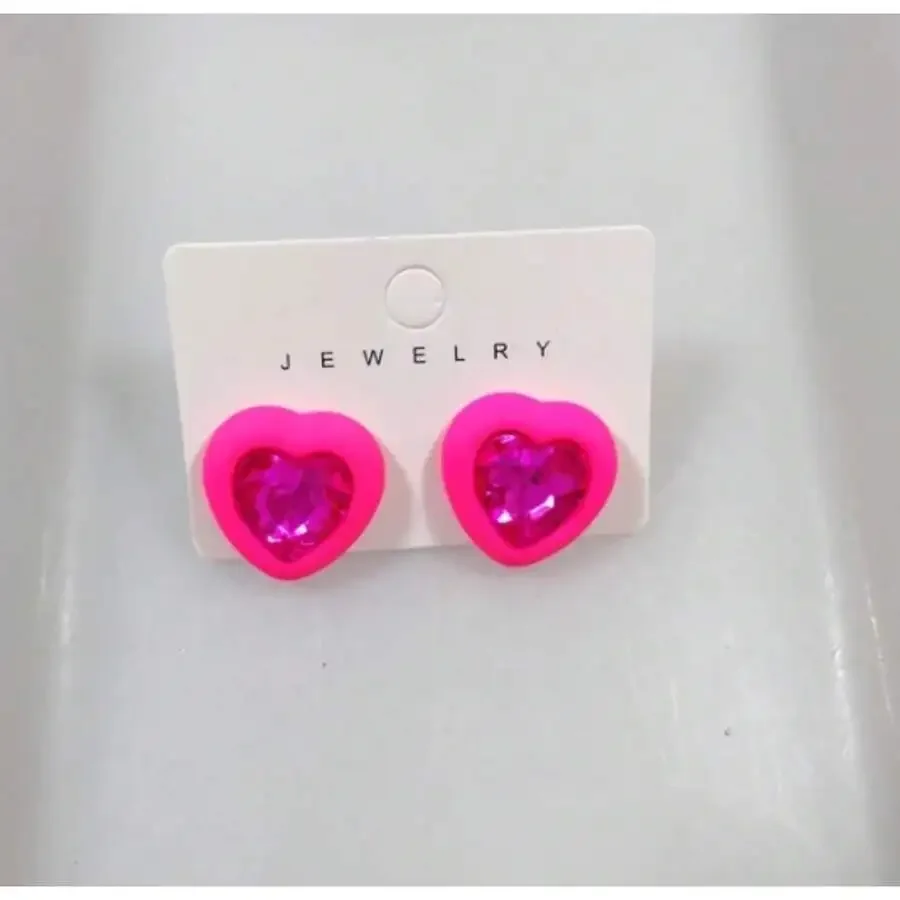 

Heart Shaped Stud Earrings Pink Zinc Alloy Fashion Jewelry For Women