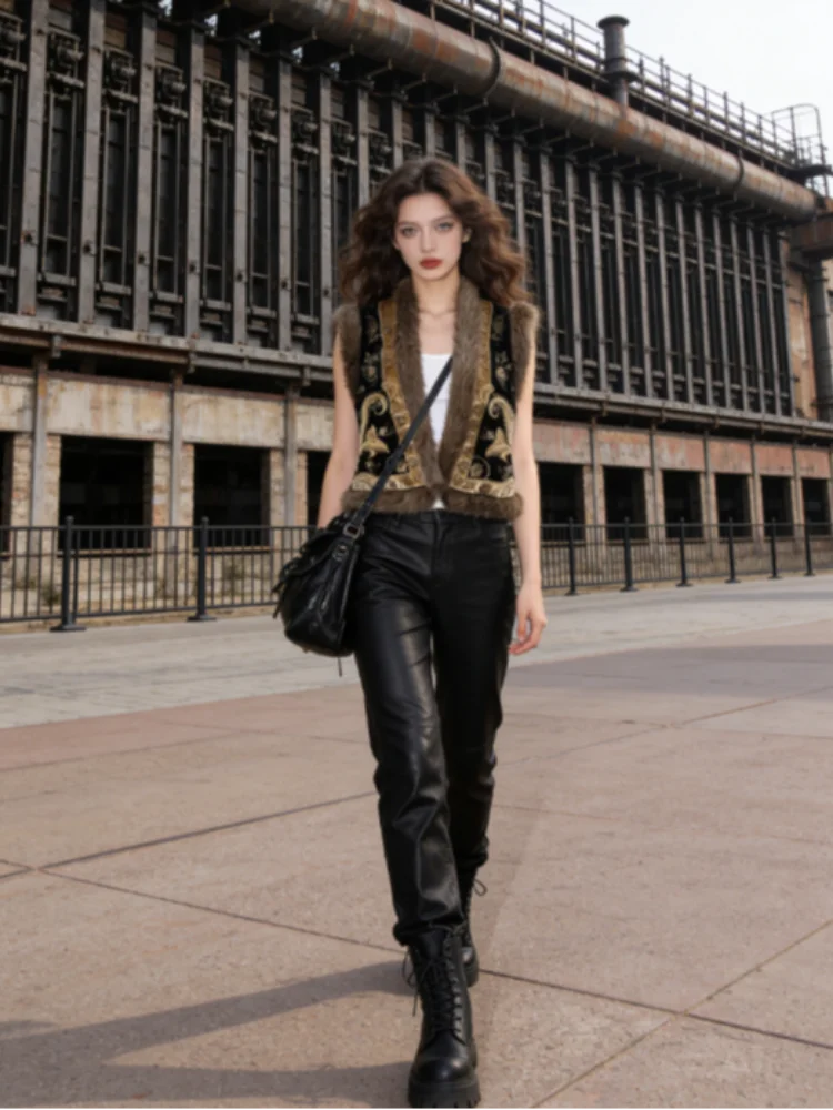 Embroidery Fur Patchwork Women's Vest Elegant Sleeveless Open Stitch Short Jacket 2026 Spring Vintage Lady Daily New Outerwear