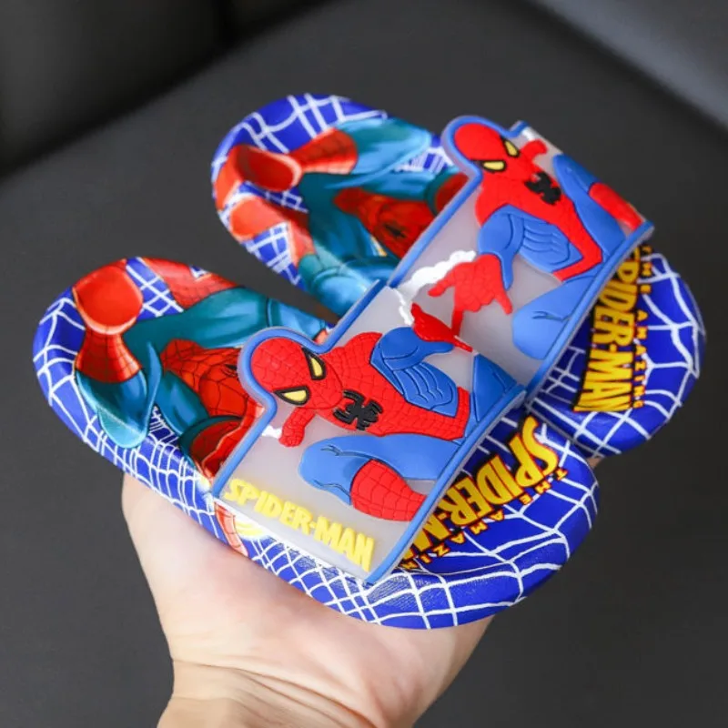 กัปตันอเมริกา สไปเดอร์แมน อันนา น่ารัก หวาน คาวาอิ อเนกประสงค์ กันลื่น นุ่ม อุปกรณ์ต่อพ่วงอะนิเมะเด็กการ์ตูนรองเท้าแตะรองเท้าแตะของขวัญ