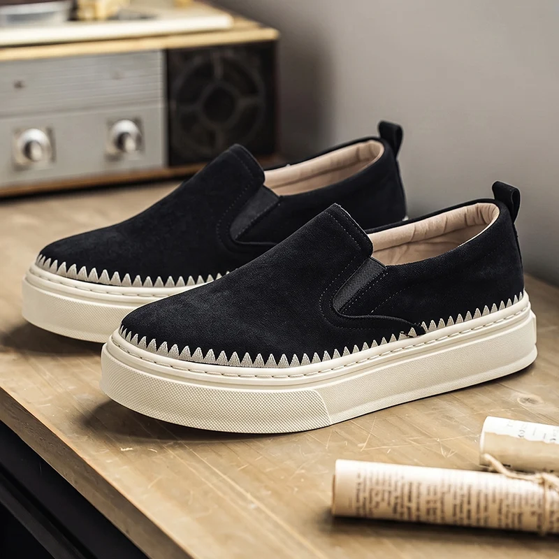 Men Casual Shoes Spring 2026 Comfortable Soft Sole Lightweight Breathable Fashion Versatile Leisure Slip on Flat Shoes Loafers