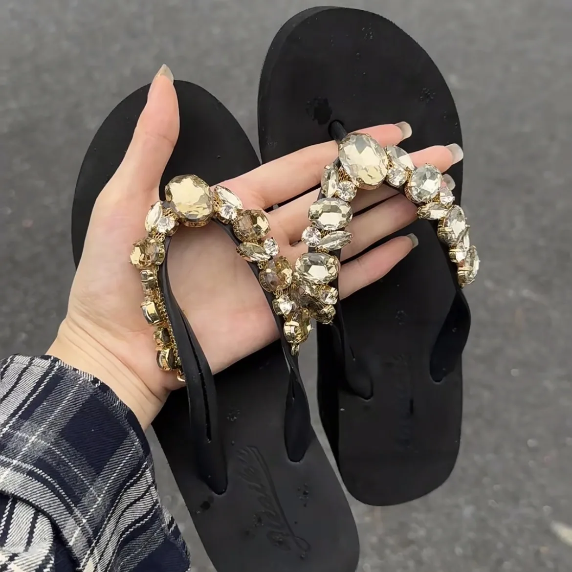 Anti slip rhinestone casual champagne vacation summer cool slippers flip flops new jacket fashionable beach style 1.5 heel high