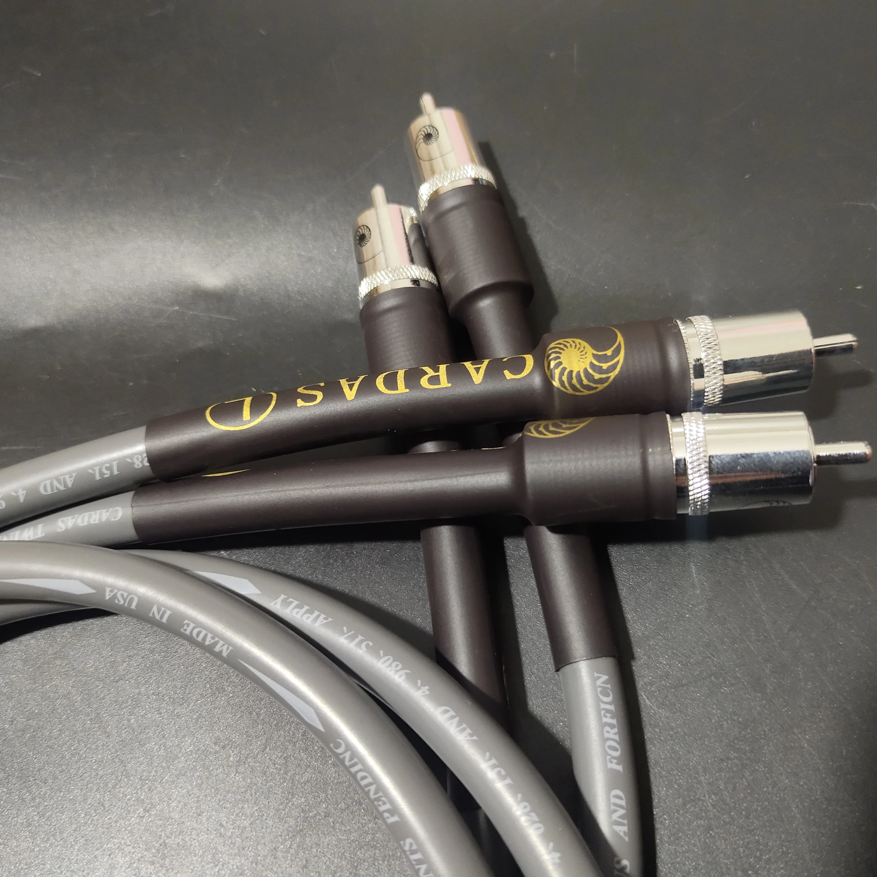 Провод сигнальный из бескислородной меди OFC, с разъемом RCA на RCA