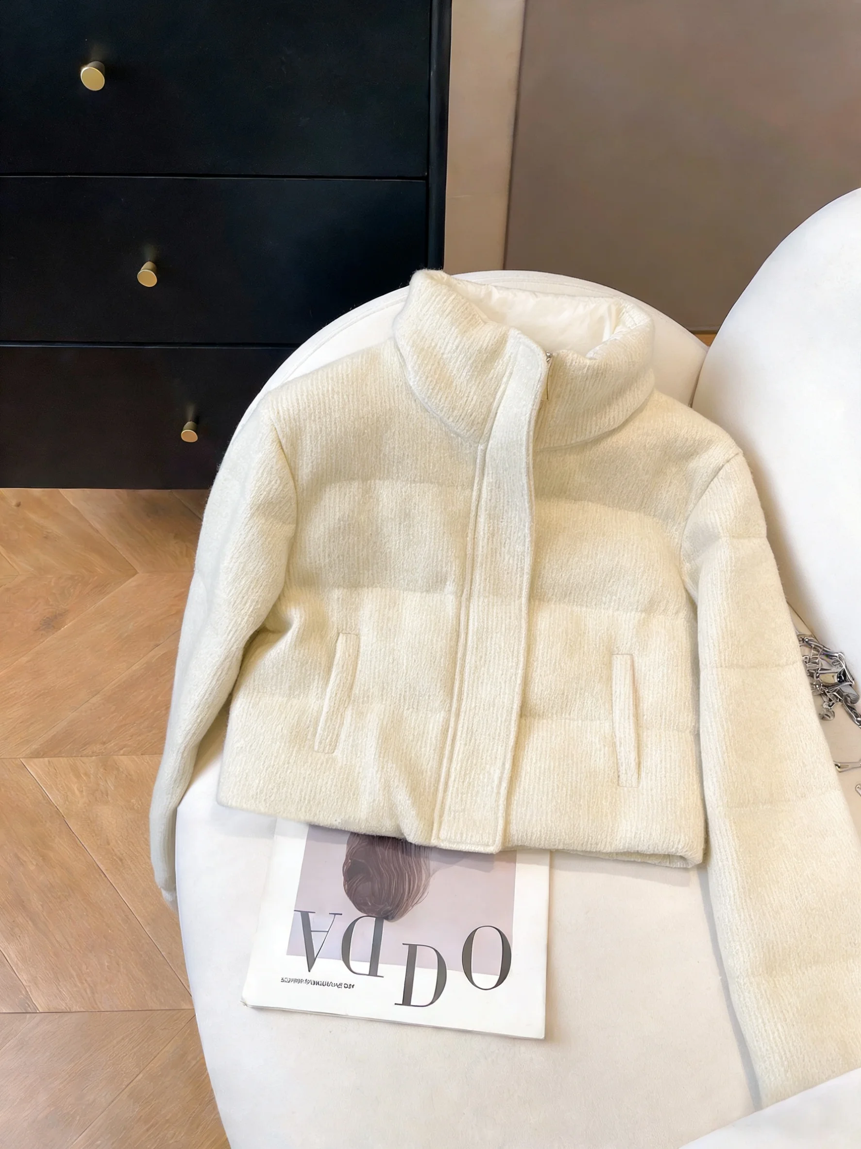 

Женская хлопковая куртка на молнии с воротником-стойкой, теплая, осенне-зимняя, модная, универсальная, приталенная, в корейском стиле, прямого кроя