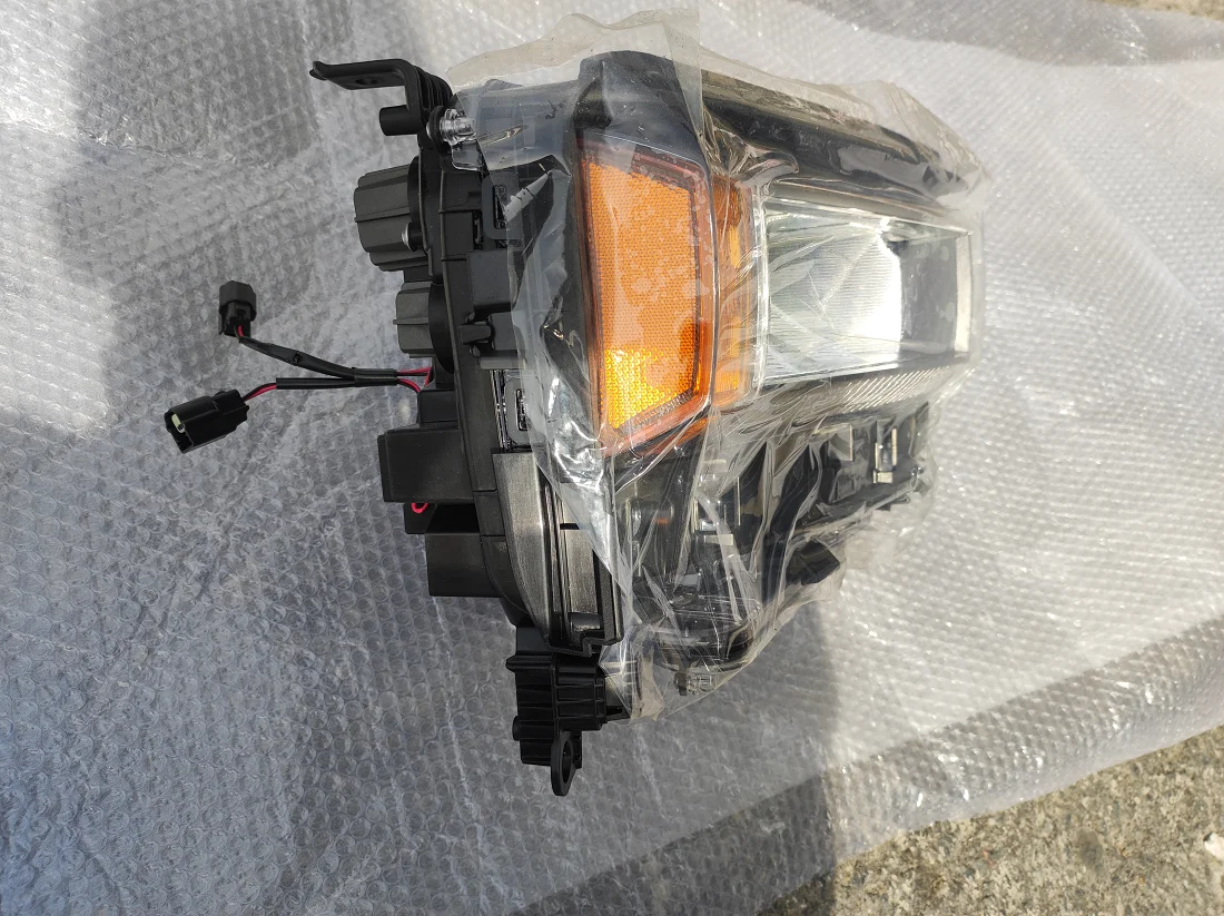 لتويوتا برادو LC250 2024-2025 نمط جديد كامل LED تصفيف السيارة العلوي كشافات الجمعية ترقية بعد البيع عدسة الملحقات #6