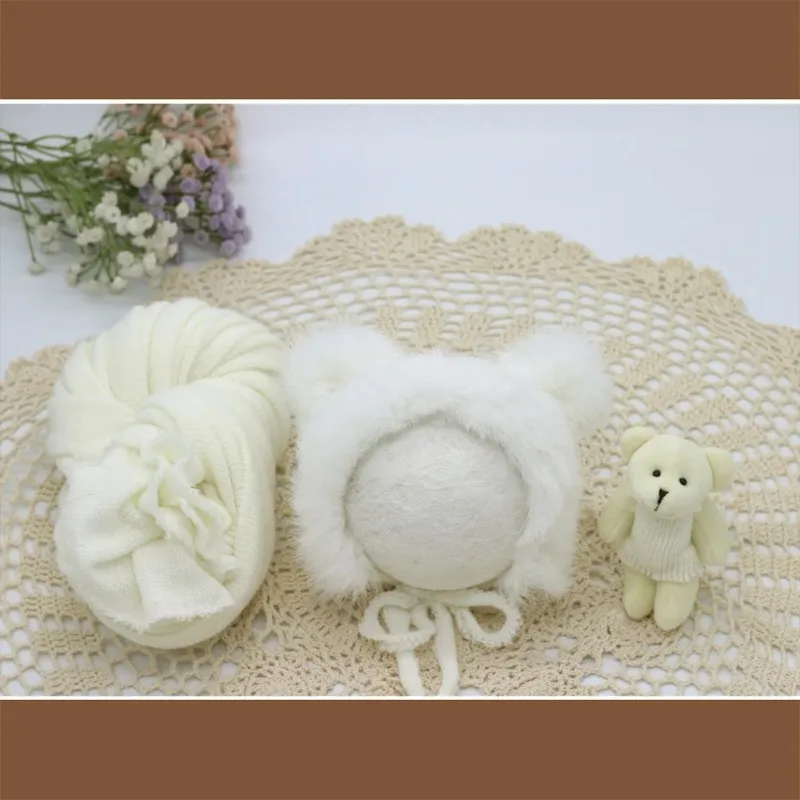 2Pcs Photography Outfit Set Fluffy Ear Knitted Hat Small Plush Bear Accessory For Portrait Shooting Indoor Studio Shooting Use