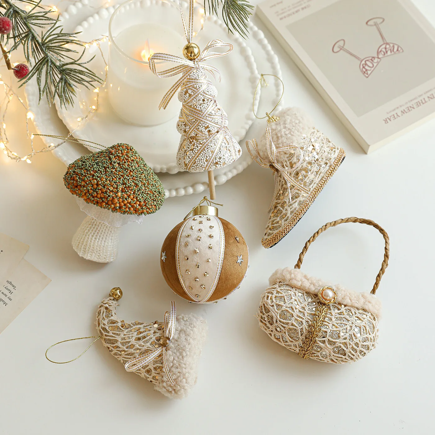 الشمبانيا الملونة رغوة عيد الميلاد حلي معلقة بريق المغلفة النسيج المغطاة 2026 السنة الجديدة زينة شجرة عيد الميلاد