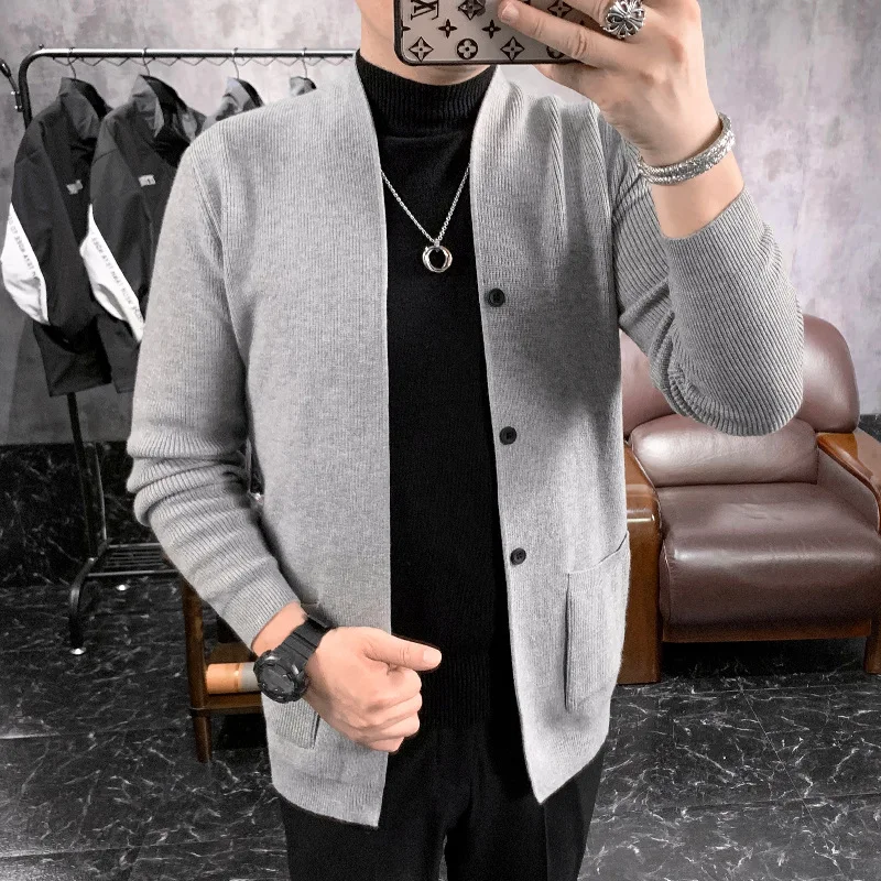 Cardigan lavorato a maglia da uomo primavera e autunno cappotto da uomo Cardigan da uomo coreano sciolto di alta qualità