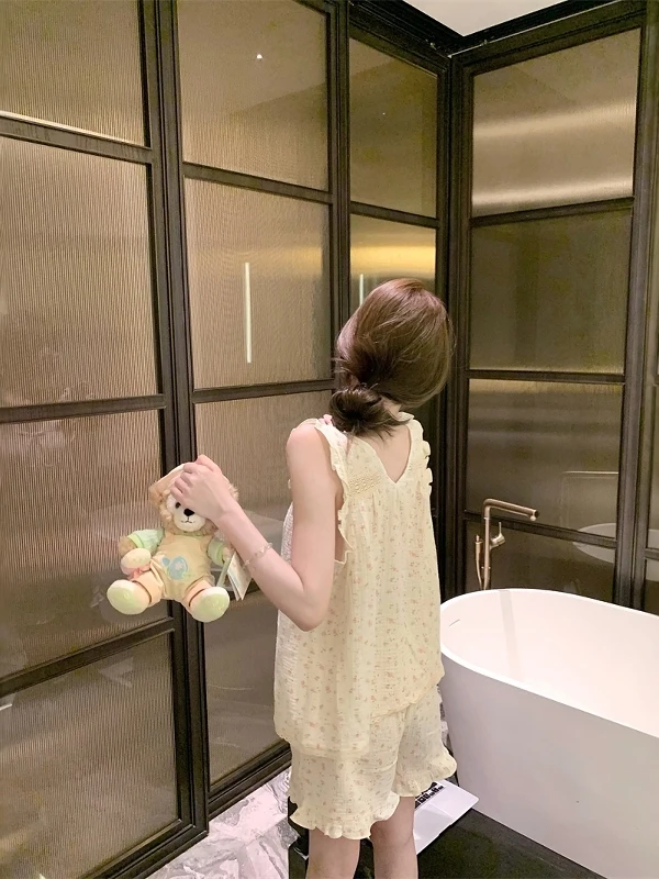 Pure Cotton Gauze Pajamas Women's Summer Short-sleeved Korean  Sweet Girl Floral V-neck Sexy Suspender Lace Loungewear Set