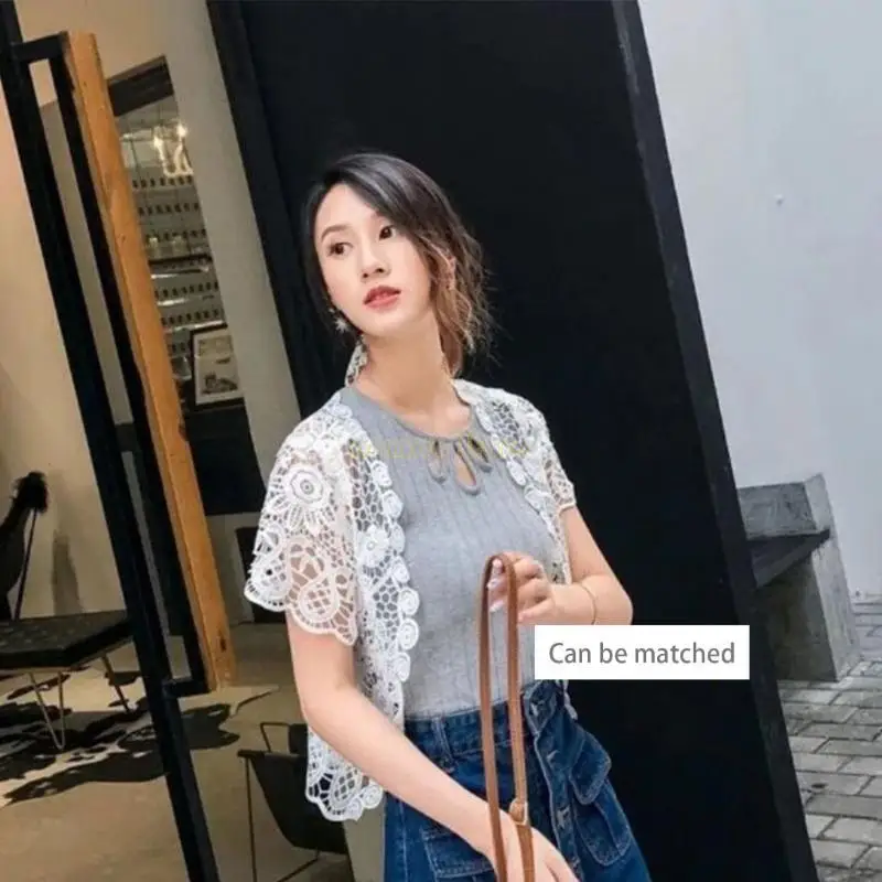 سترة نسائية 31BF بأكمام قصيرة ومفتوحة من الدانتيل من الأمام ومزودة بزهور كروشيه وسترات شفافة