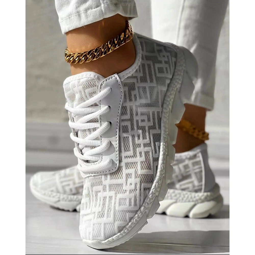 Women Geometric Lace-up Breathable Sneakers Daily Casual Round Toe White Sports Shoes Spring Fashion Going Out Running Shoes