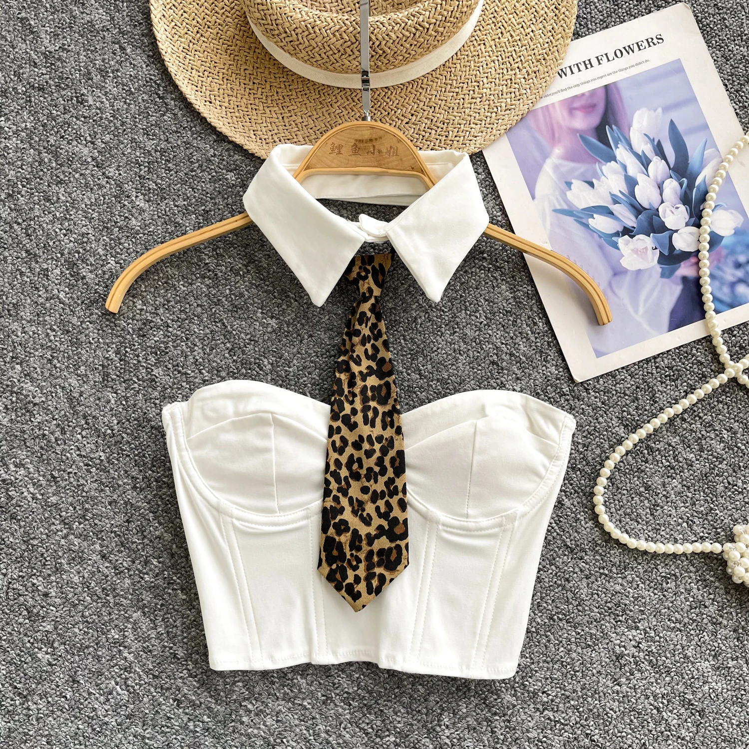 

Chic off shoulder Spliced halter sleeveless backless Camis Slim Vintage Tank Top Korean Fashion Corset Hotsweet Y2k Sling