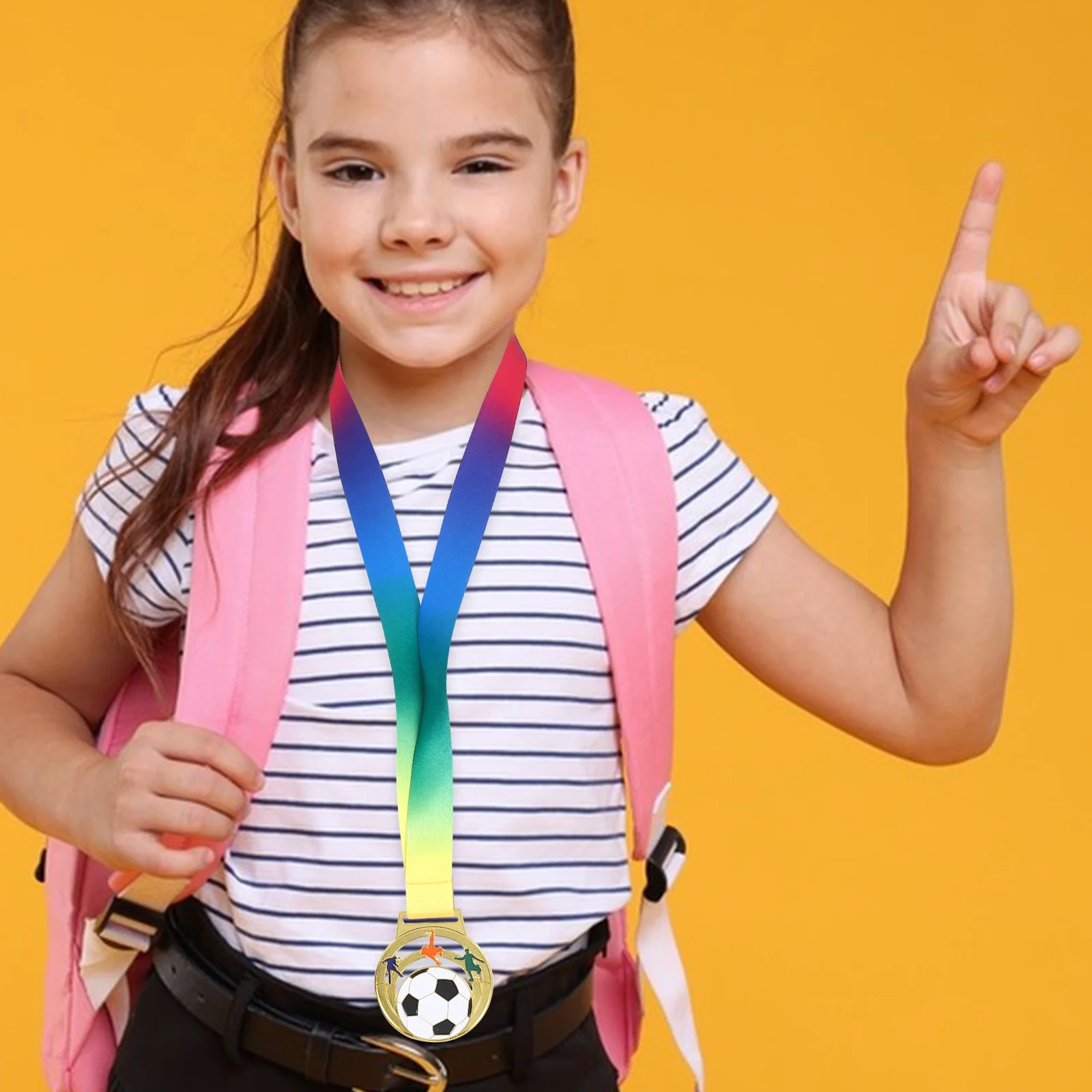 

6Pcs Children's Soccer Medals Zinc Alloy Hollow Design Sports Medal Award for Games and Activities Trophy Football Awards