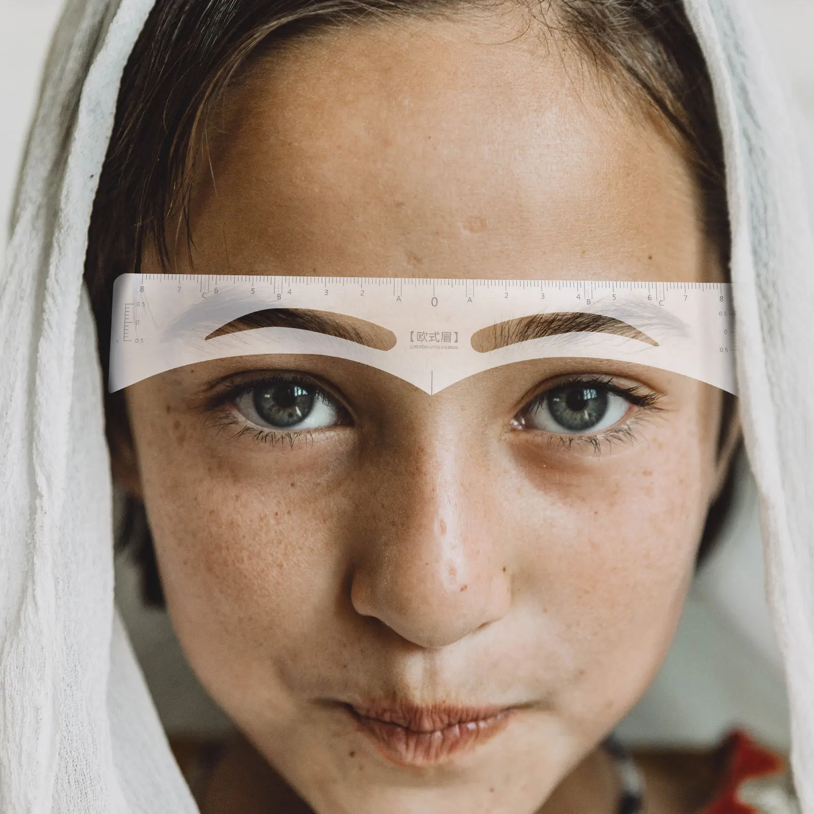 Autocollants de mesure de ligne de sourcils, 50 pièces, positionnement, façonnant les sourcils, règle de maquillage, outil de cartographie permanente des sourcils, facile