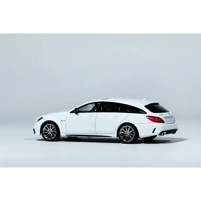 PreSale KING 1:64 CLS 63 Shooting Brake Diecast Diorama Car Model Collection Miniature Toy