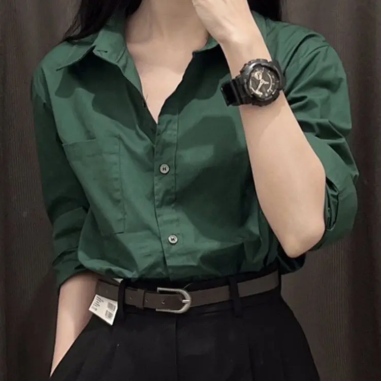 New Long Sleeved Dark Green Themed Niche Shirt Spring and Autumn Retro Loose Hong Kong Style Solid Color Versatile Shirt Pure