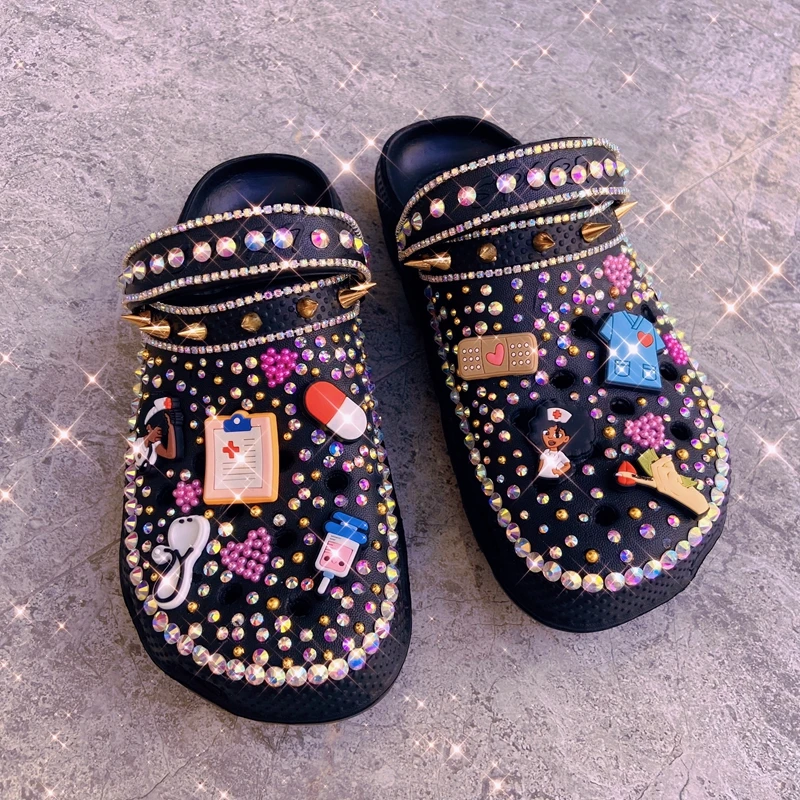 Women Shoes Sandals Summer Slippers Rivet Soft Garden Shoes Bling Clogs With Charms Female EVA Casual Shoes Plus Size 36-44