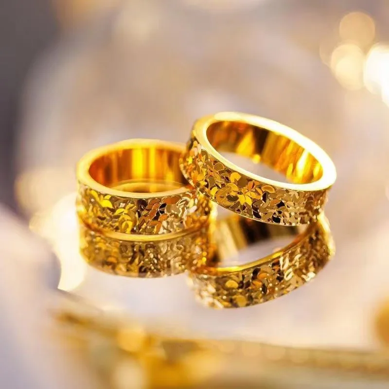 

Sand Gold Ice Crack Ring For Women Titanium Steel Anti-Fade Luxury Minimalist Design Imitation Gold Couple Band Ring Wholesale