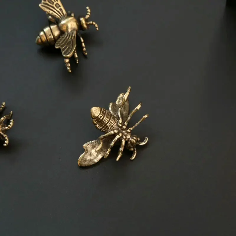 Vintage Messing 1 Stück/3 Stück Mini-Bienen-Sammlerfiguren - Handgefertigte antike Schreibtischdekorationen - Ideales Geschenk für Heim- und Büro-Sammler – Detail 4