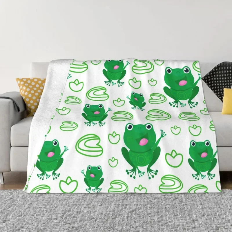 Cute Frog Animal Blankets Flannel Frogs Cartoon Super Warm Throw Blankets for Bedding Couch Bedroom Quilt