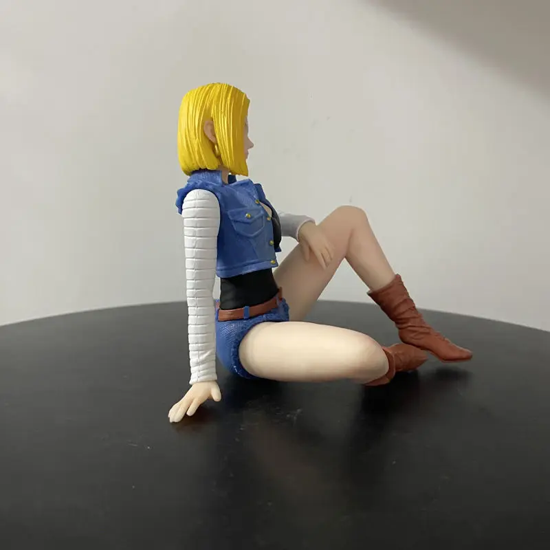 Bandai anime dragon ball android 18 figuras de ação modelo sentado denim ornamentos modelo casa presente aniversário boneca coleção brinquedo