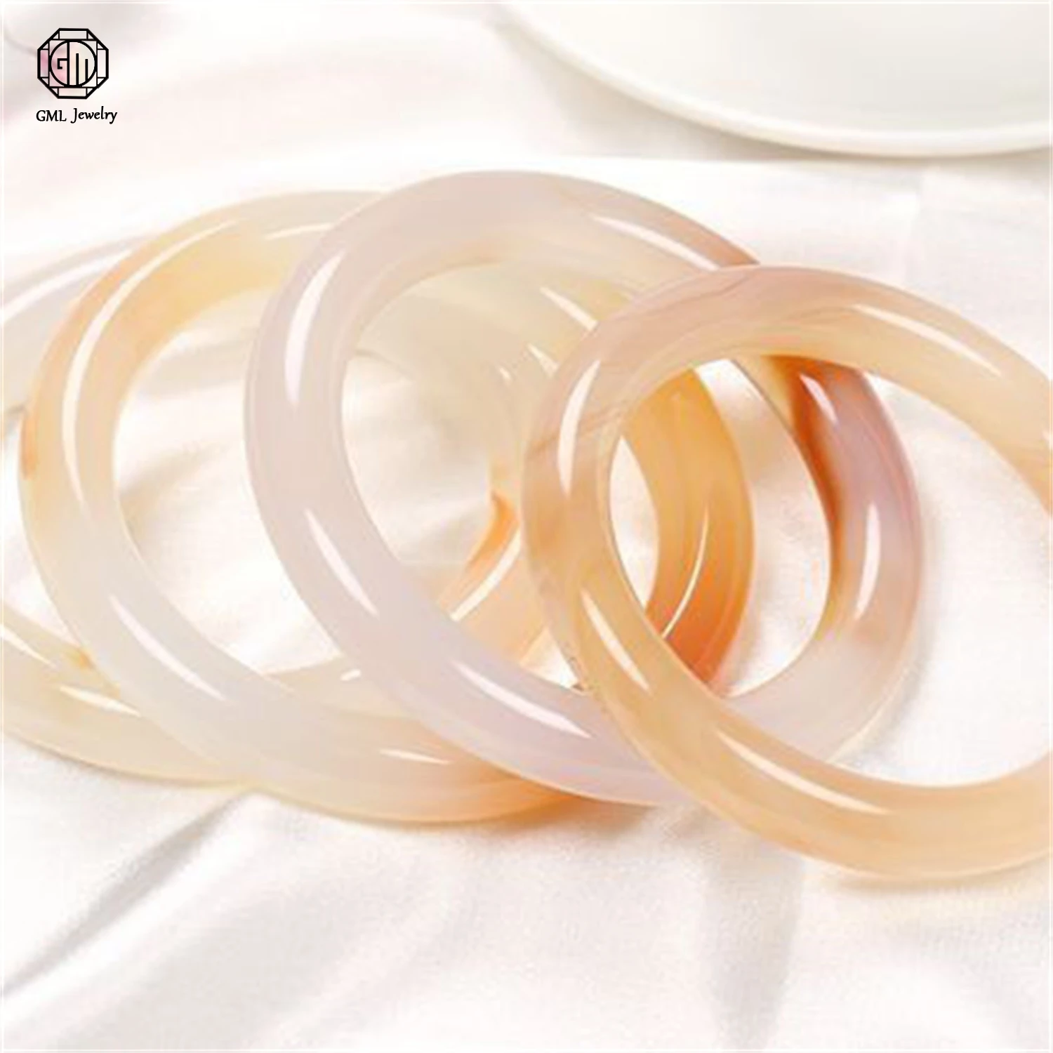Natural Honey Agate Bracelet Ice Crystal Carved Color Cinnabar Lychee Jelly Chalcedony Orange Round Bangle Elegant Jewelry Gift