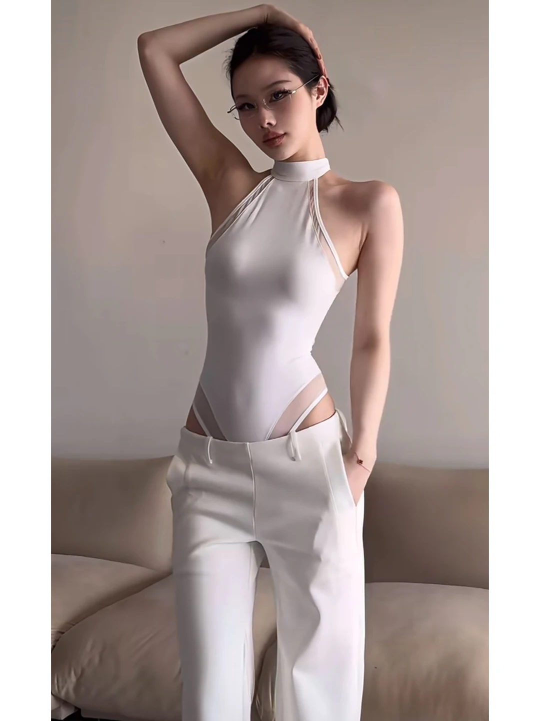 

Sexy American Sle Svel Ne Hanging One-Piece Suit Women's Early Spring Slimming Top Netting Splice Tight Waist