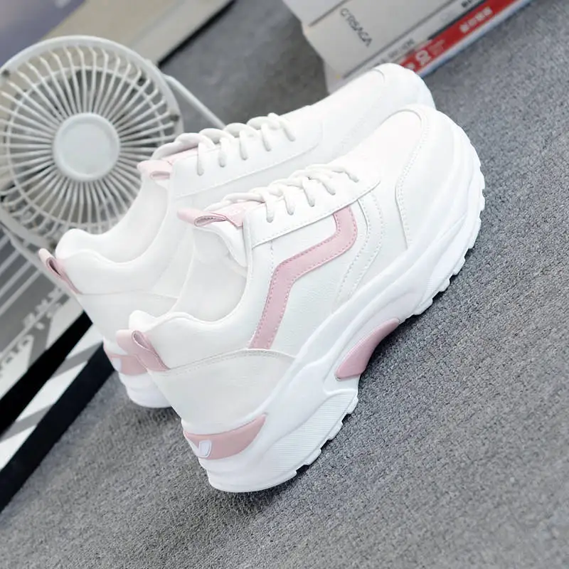 Sneakers Women's Spring and Autumn 2024 New InS Thin Breathable White Shoes Students Flat Lightweight Pop Shoes Tide