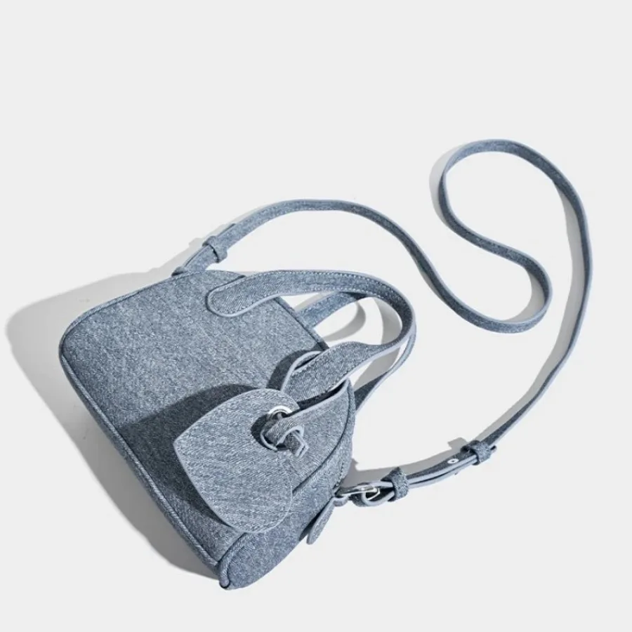 

New fall and winter Boston fashion casual simple niche design handbag generous retro denim blue crossbody women's bags