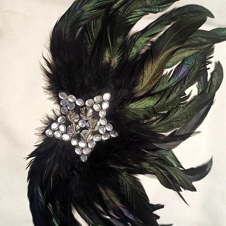 New Fashion feather epaulette exaggerated shoulde brooch epaulet/epaulettes/escapulario dress blazer Host decoration