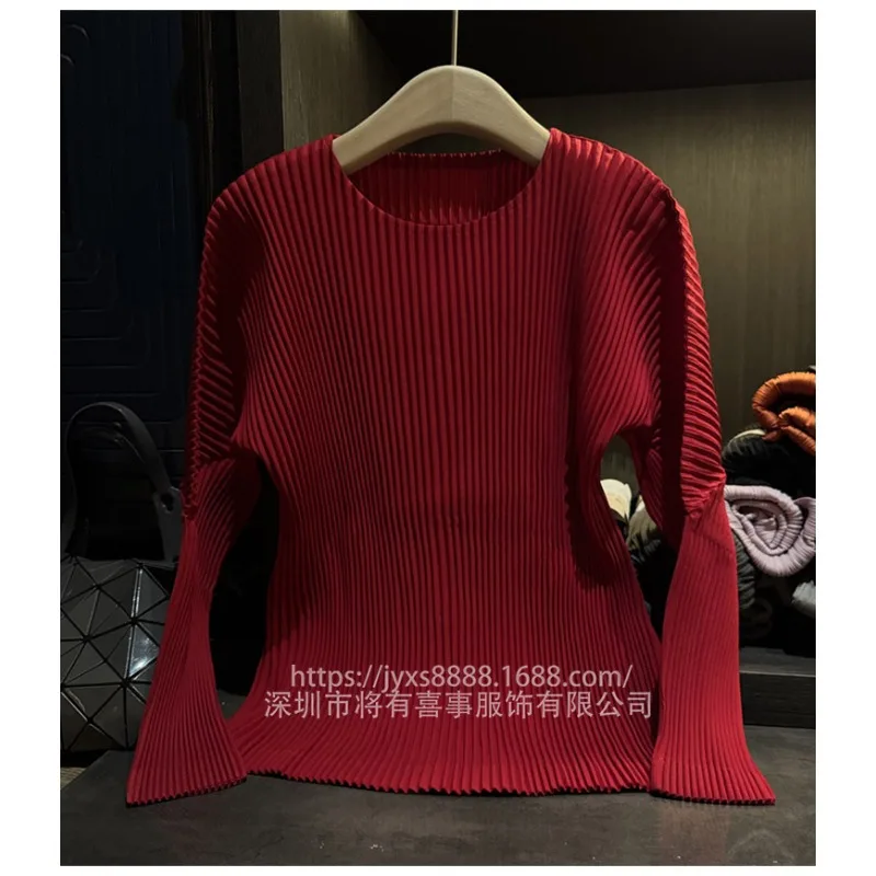 Koszulka Miyake z plisowanym patchworkiem 2025 Damska bluzka plisowana Jesień Nowość Styl dojazdowy Minimalistyczna Jednolita Bluzka z długim rękawem i plisami