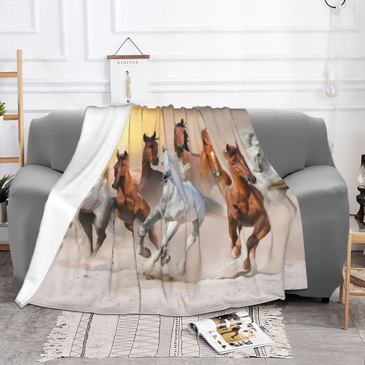 Run Dust Against Galloping Horses Blanket Fleece Autumn/Winter Breathable Lightweight Throw Blankets For home Plush Thin Quilt