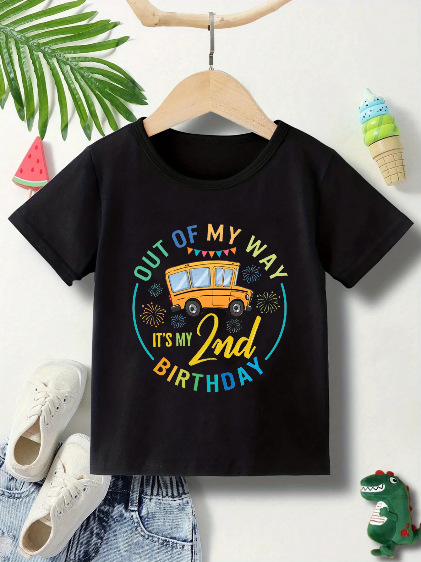

Футболка с принтом «Out Of My Way It's My 2nd Birthday School Bus» для мальчиков и девочек, милая модная футболка с круглым вырезом и короткими рукавами для малышей