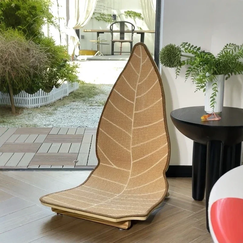 Creative leaf-shaped cat bed vertical sticker