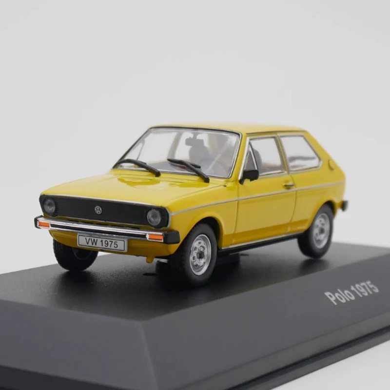 

IXO Diecast 1:43 Scale Polo 1975 Alloy Simulation Car Model Collection Souvenir Static Display Ornaments Boy Birthday Gift