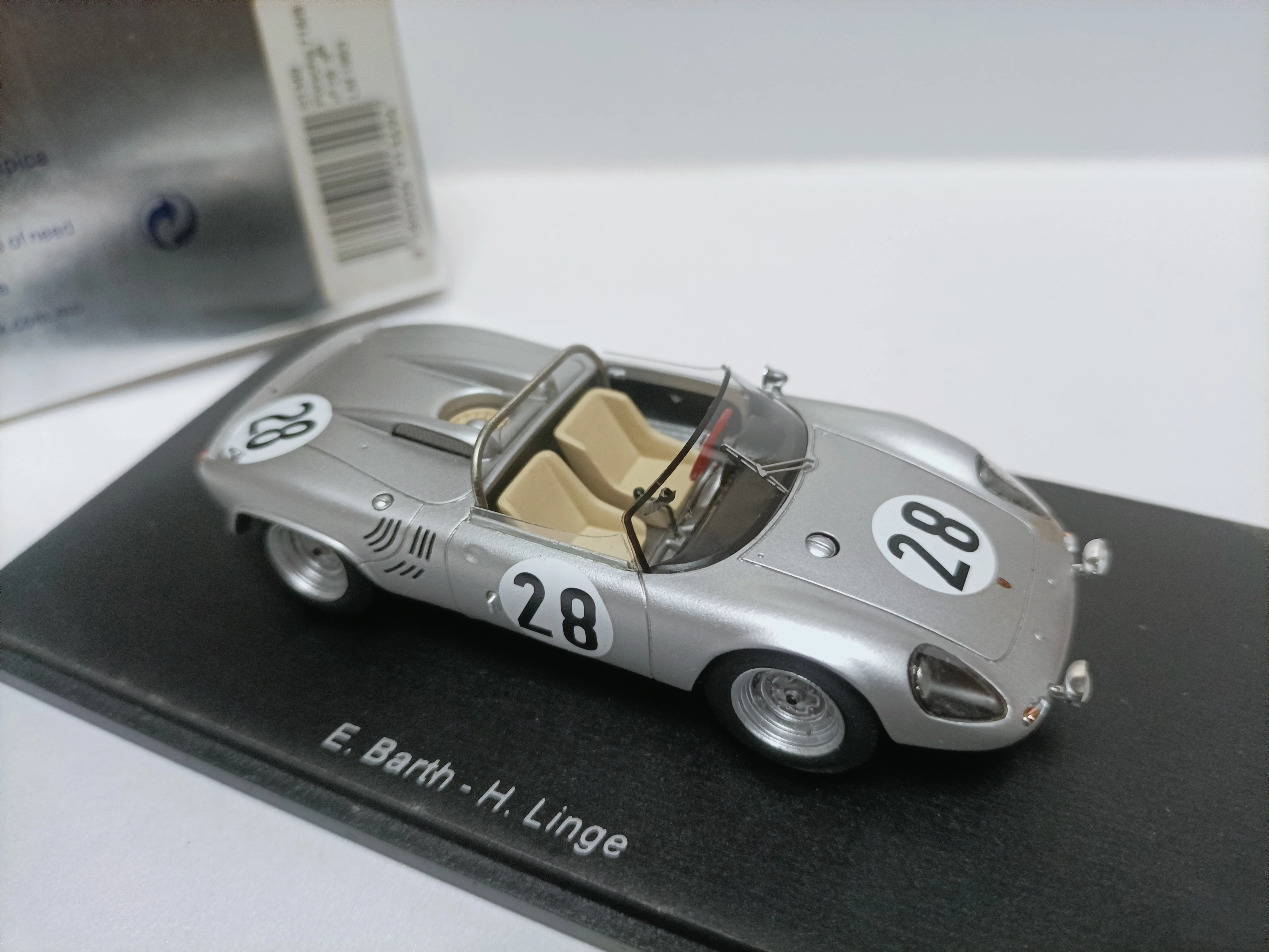 سبارك 1 43 بورش لو مان رالي سيارة موديل بورش 718/8 8th LM 1963