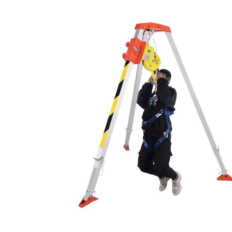 

Tripod with winch retractable well aluminum alloy bracket