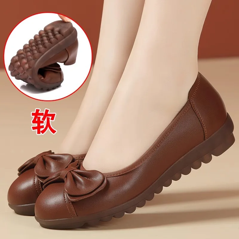 Tendon Bottom Mother Shoes Soft Leather Soft Bottom Comfortable Middle-Aged And Elderly Women'S Leather Shoes Flat Peas Single