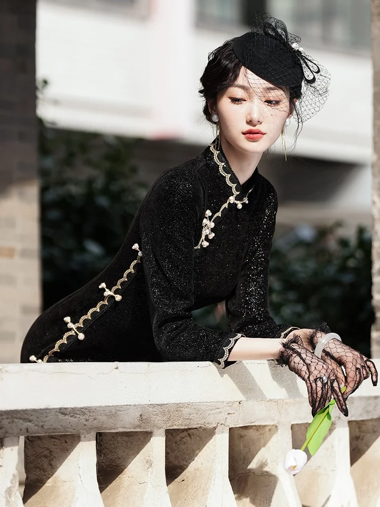 

Ele Bla Long Sve New Chinese Sle Qipao Young Fitting High End Evening Gown for Women Retro Pattern Midi Length