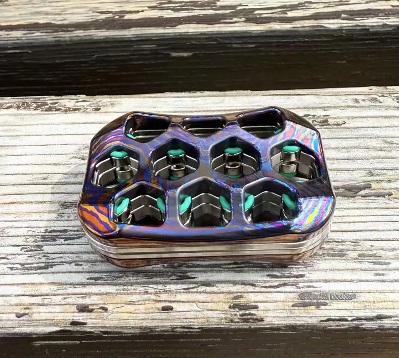 

EDC zircuti Полая жаба Непоседа слайдер Декомпрессионные игрушки