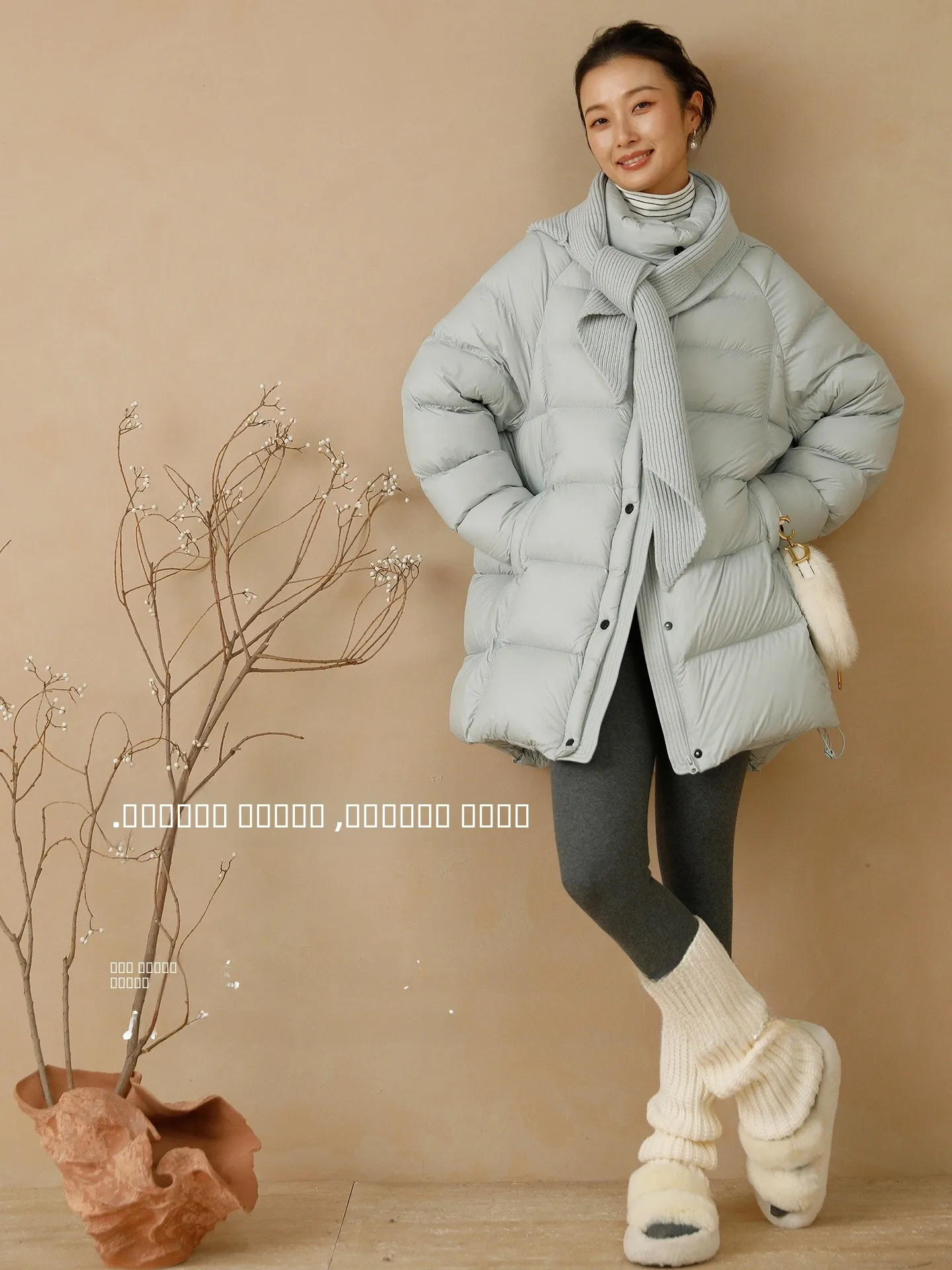 

Новая женская зимняя парка из вельвета с наполнителем из 90% белого пуха, средней длины, со съемным вязаным капюшоном, модель National Stand Comfortable