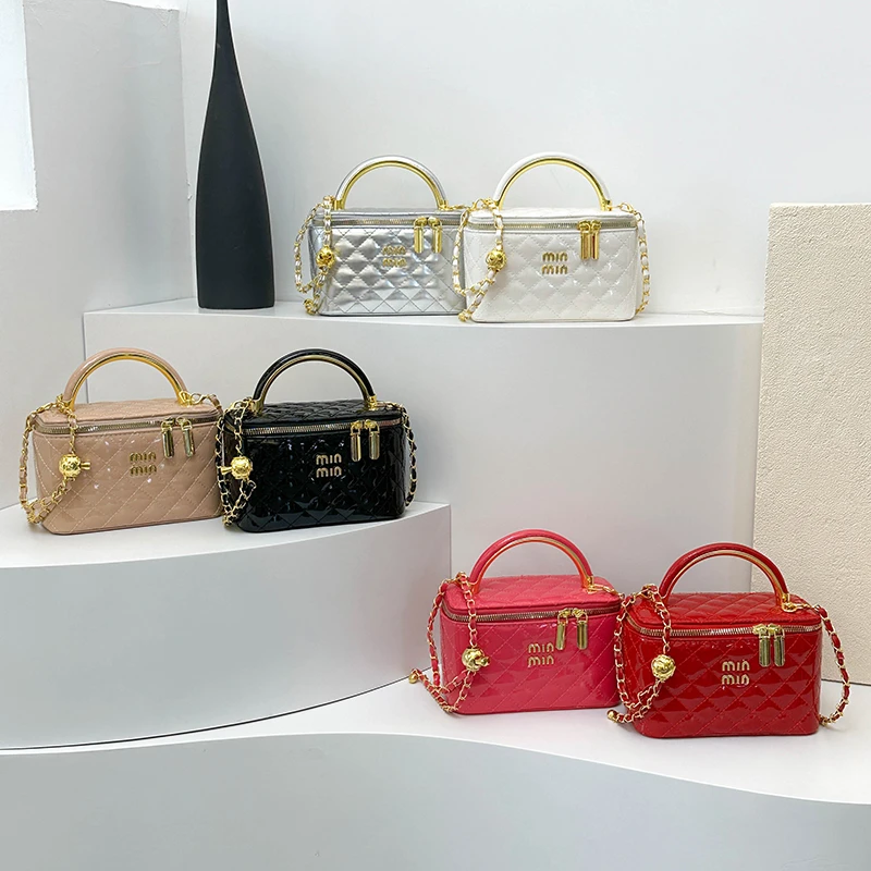 

Классическая минималистичная уникальная сумка через плечо для женщин, элегантный кожаный дизайн, повседневная сумка с буквенным логотипом, элитная для повседневного отдыха