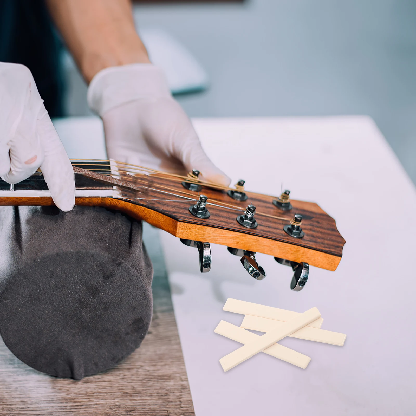 

4pcs Guitar Bridge Saddle High Density Plastic Pins Ivory Color Acoustic Classical Guitar Components Accessories Enhanced Sound