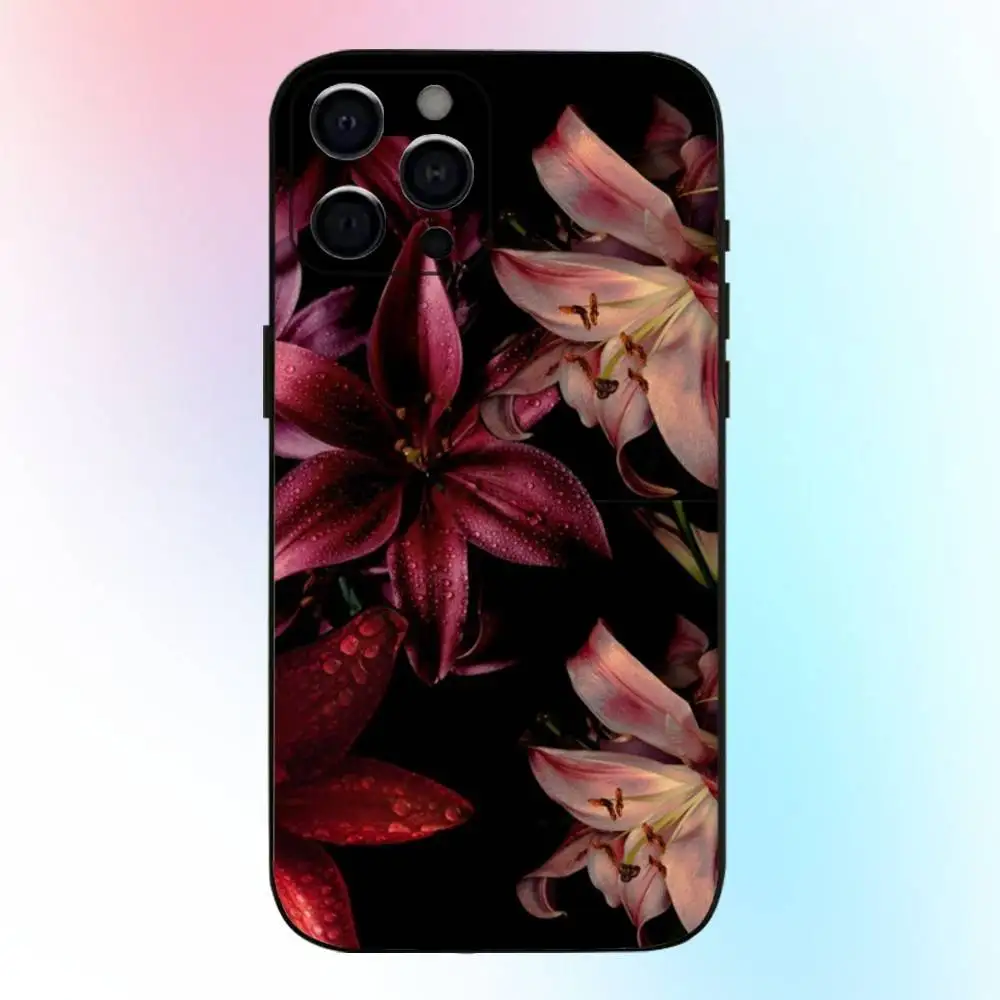 حافظة هاتف أنيقة على شكل زهرة الزنبق الأحمر لهاتف iPhone17,16,15,14,13,12,11 Plus، Pro Max غطاء أسود ناعم